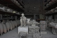Pompeje - magazyn zabytkw